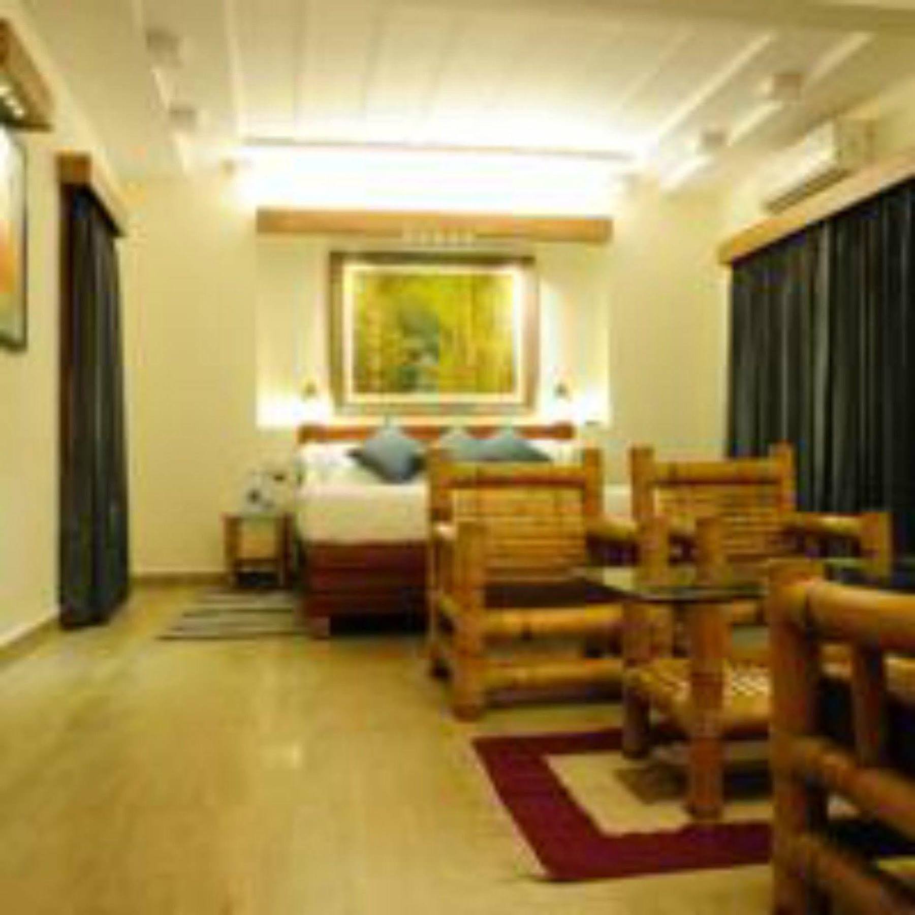 Lemon Tree Wildlife Resort, Bandhavgarh Tala  Экстерьер фото