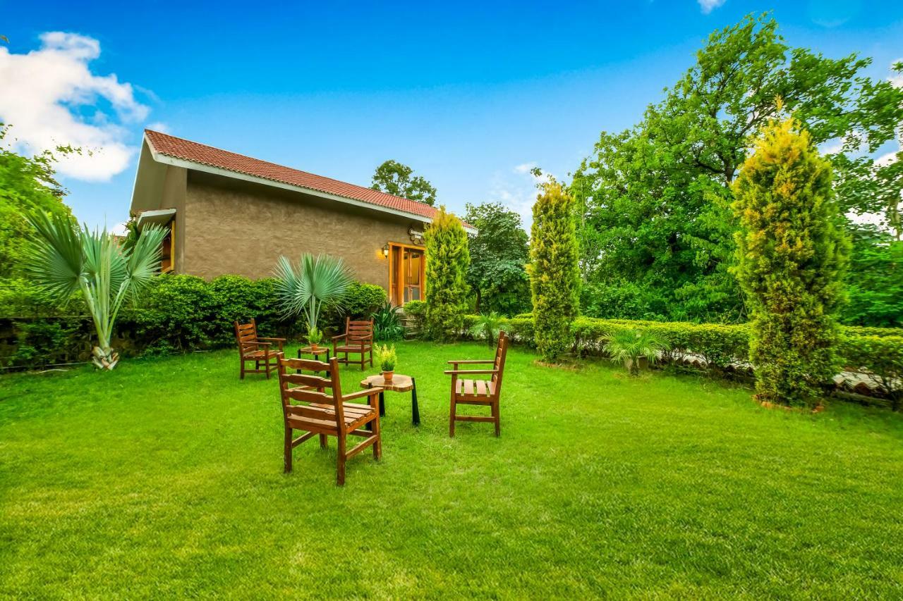 Lemon Tree Wildlife Resort, Bandhavgarh Tala  Экстерьер фото